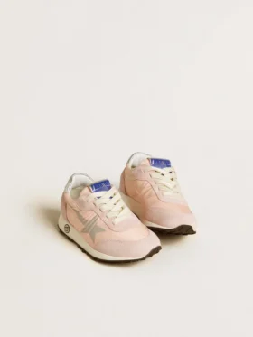 Marathon Young en nailon rosa con estrella estampada y lengüeta de cuero en el talón
