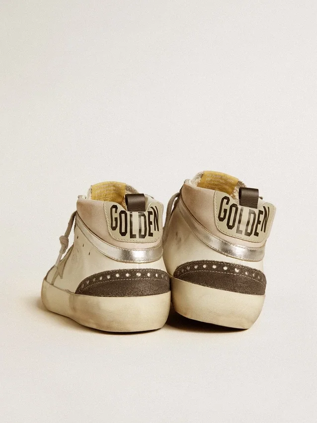 Mid Star con estrella de piel gris y detalle de piel plateada metalizada