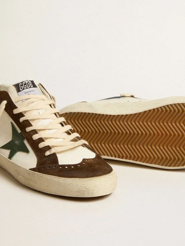 Mid Star con estrella de piel verde y detalle azul de piel