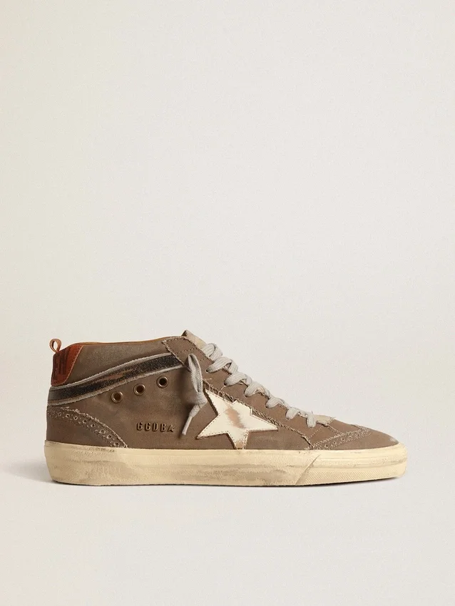 Mid Star en lona verde con estrella de piel y detalle negro