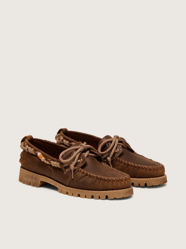 Mocasines Cruise para hombre en ante encerado marrón con cordones de senderismo en gris paloma