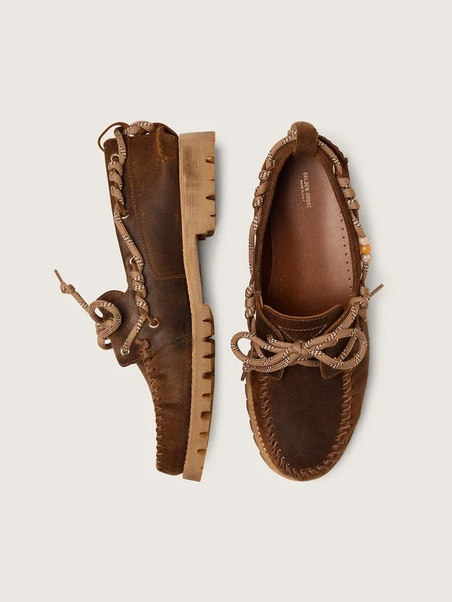 Mocasines Cruise para hombre en ante encerado marrón con cordones de senderismo en gris paloma