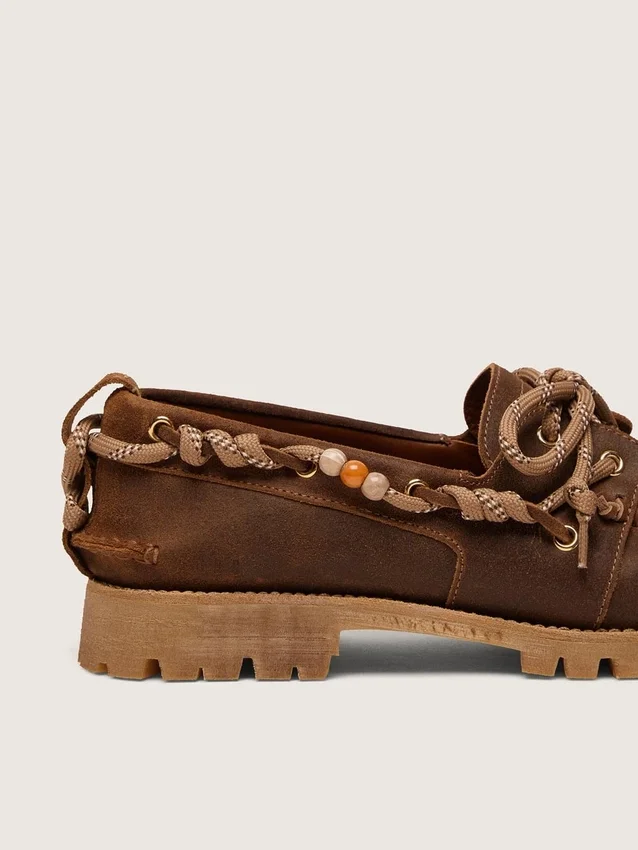 Mocasines Cruise para hombre en ante encerado marrón con cordones de senderismo en gris paloma