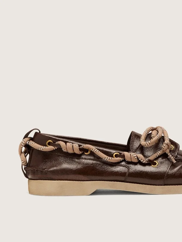 Mocasines Cruise para mujer en piel marrón oscuro brillante