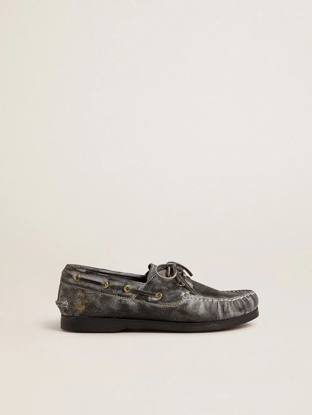 Mocasines Young Cruise en piel negra desgastada