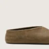 Modelo Tierra para hombre en ante caqui
