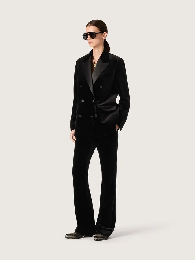 Pantalones acampanados de corte entallado para mujer en terciopelo de algodón negro