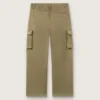 Pantalones cargo para niños de la colección Journey, en gabardina de algodón verde militar con estampado