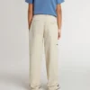 Pantalones chinos beige para niño con toques multicolores