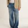 Pantalones chinos de denim para hombre con detalles desgastados