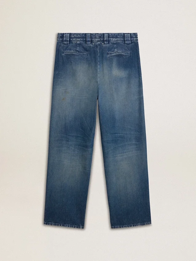 Pantalones chinos de denim para hombre con detalles desgastados