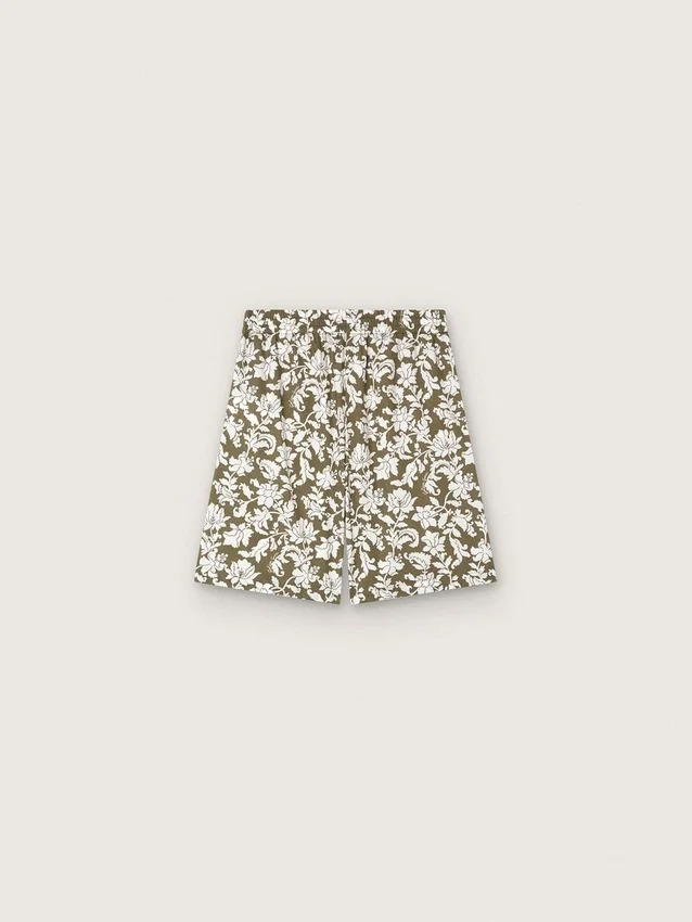 Pantalones cortos de lona de algodón para niños de la colección Journey con estampado floral verde y blanco