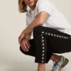 Pantalones de chándal negros para hombre con estrellas blancas en los laterales
