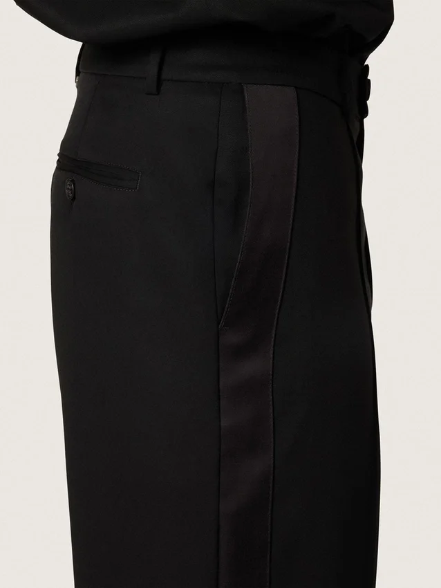 Pantalones de hombre de lana fina negra con raya lateral de satén