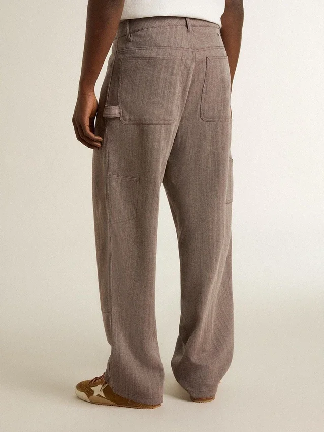 Pantalones de hombre de mezcla de lana con microdibujo en forma de chevron marrón claro