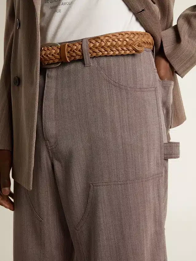 Pantalones de hombre de mezcla de lana con microdibujo en forma de chevron marrón claro
