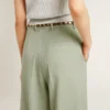 Pantalones de mujer de lana en verde salvia