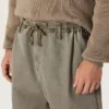 Pantalones unisex de denim gris con cordón y estrella