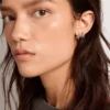 Pendientes de botón para mujer en color oro antiguo con cristales