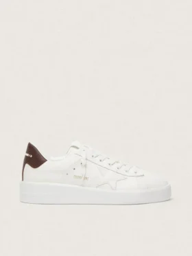 Purestar con estrella blanca y lengüeta en el talón con estampado de lagarto en color burdeos