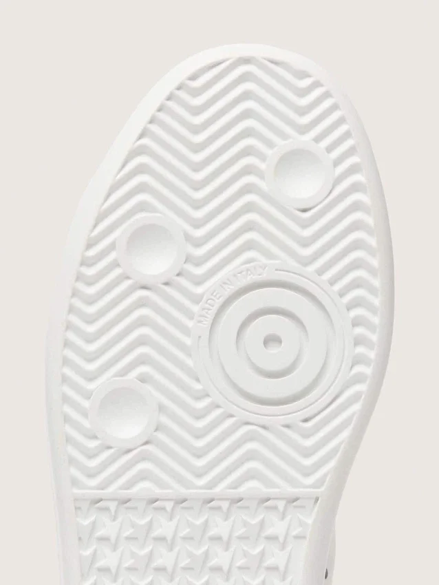 Purestar con estrella blanca y lengüeta en el talón con estampado de lagarto en color burdeos