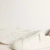 Purestar para hombre con estrella de piel blanca y lengüeta del talón naranja