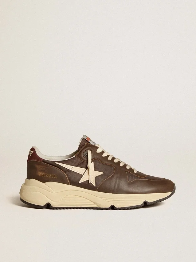Running Sole de nailon y piel con estrella de TPU y lengüeta del talón de nubuck