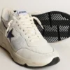 Running Sole de piel blanca y malla con estrella de piel laminada azul