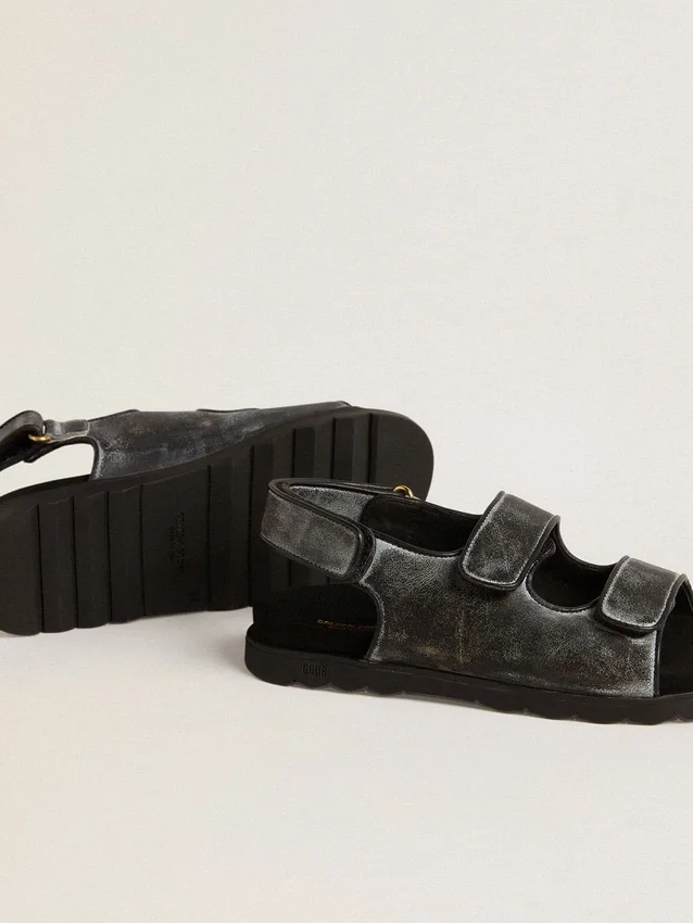 Sandalias Noa Junior en piel negra desgastada