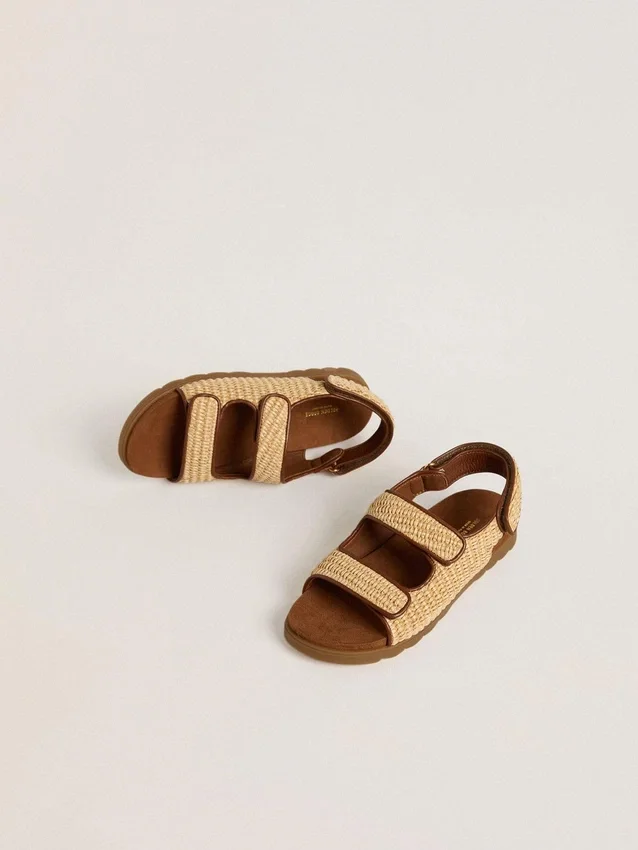 Sandalias Noa Young en rafia beige y piel marrón
