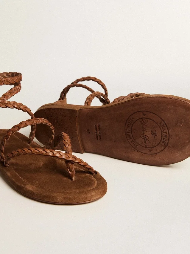 Sandalias planas Penelope para mujer en piel color tabaco con suela de ante