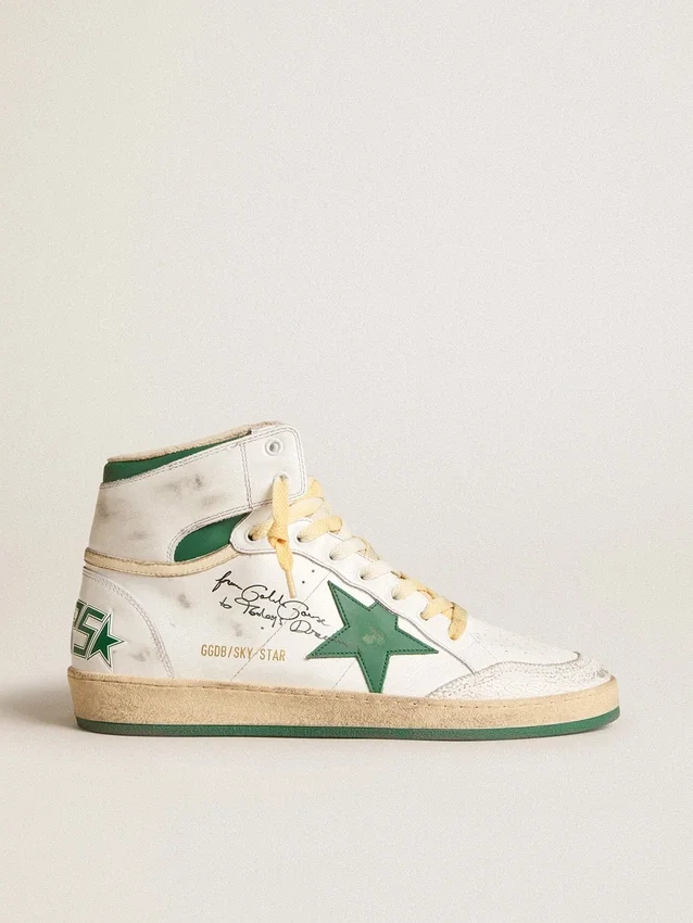 Sky-Star en piel blanca con estrella de piel verde