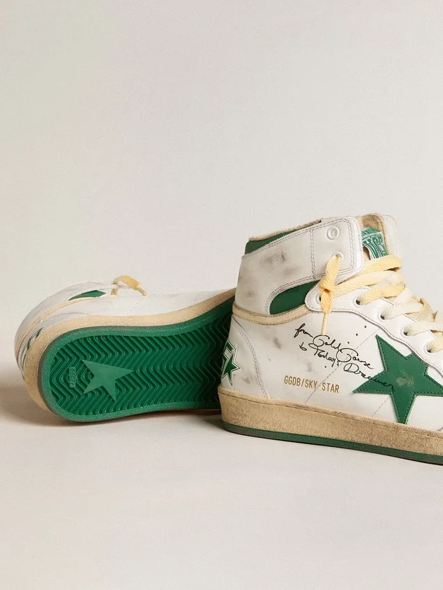 Sky-Star en piel blanca con estrella de piel verde