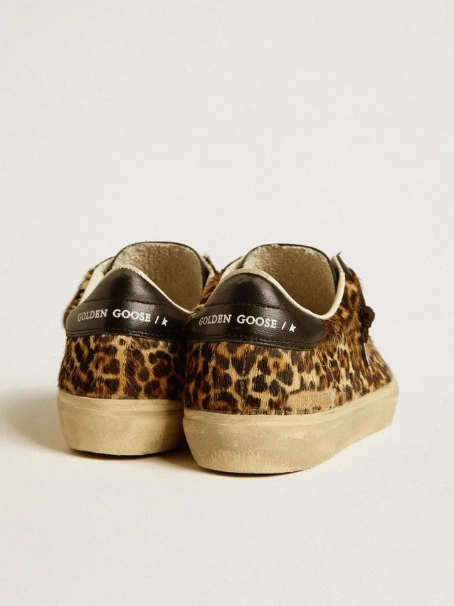 Soul Star en piel de potro con estampado de leopardo, con lengüeta del talón e inserciones de piel napa negra