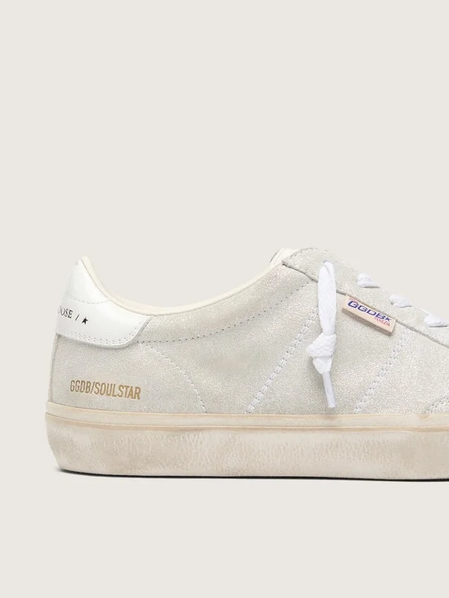 Soul Star para mujer en ante beige con lengüeta trasera de piel blanca