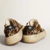 Space-Star para mujer en piel de potro con estampado de leopardo y estrella negra