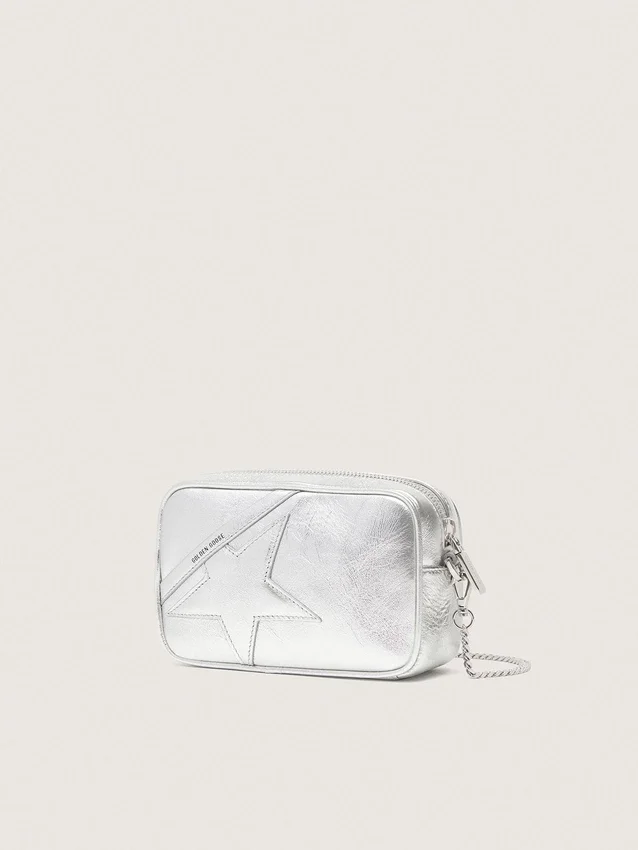 Star Bag para mujer en piel laminada plateada con estrella tono sobre tono