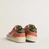 Stardan LTD en ante y malla de color coral con estrella de piel negra
