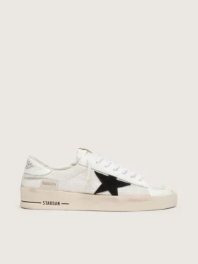 Stardan para hombre en malla blanca con estrella de ante negro