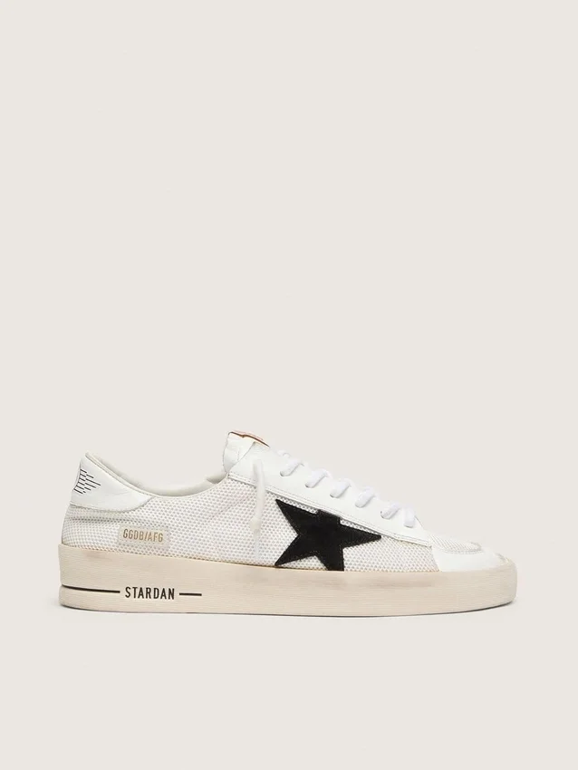 Stardan para hombre en malla blanca con estrella de ante negro