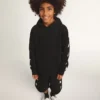 Sudadera con capucha para niños en negro con estrellas blancas en contraste