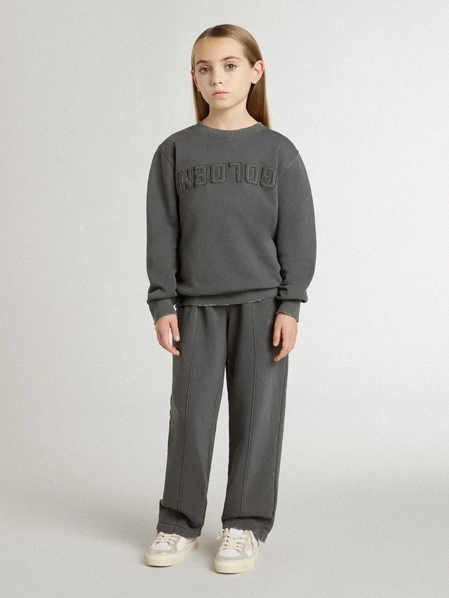 Sudadera gris para niños con logotipo en relieve