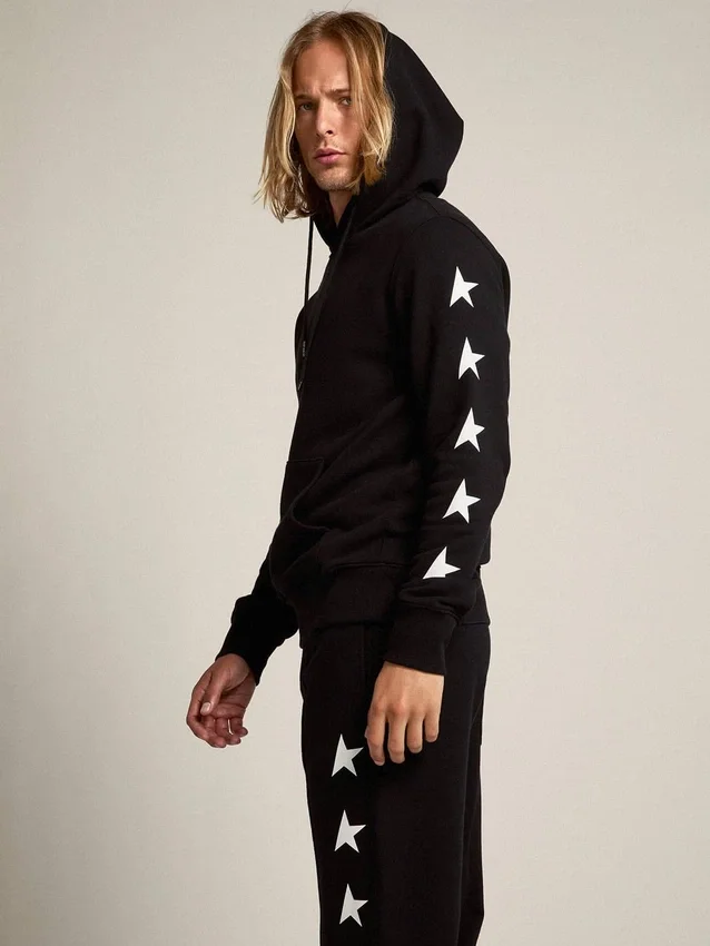 Sudadera negra de la Star Collection con estrellas blancas en contraste