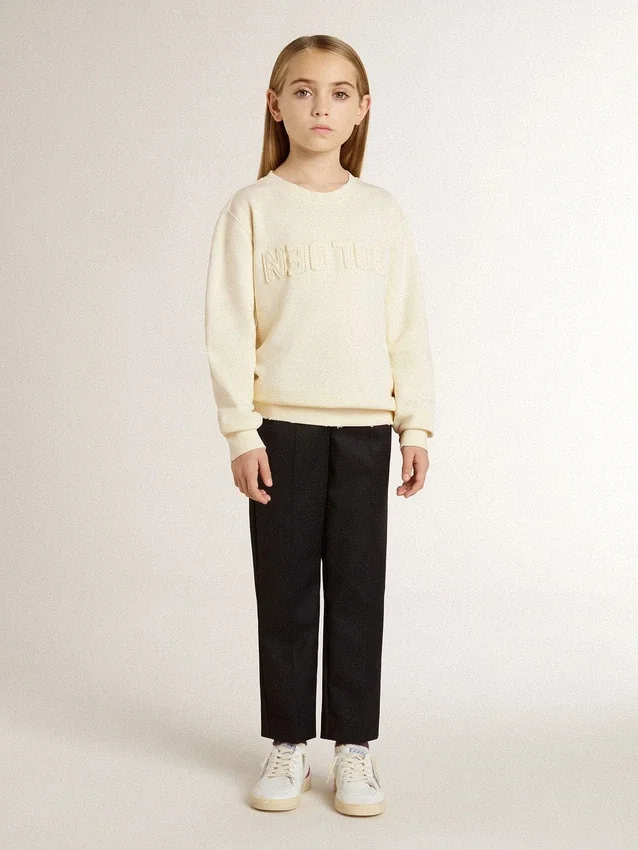 Sudadera para niñas de color crema con letras en parche