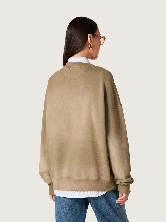 Sudadera unisex de algodón en tono verde militar con efecto desgastado y logotipo bordado