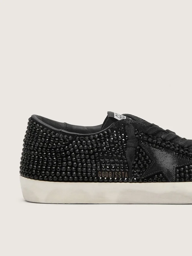Super-Star en ante negro con cristales Swarovski y estrella de ante negro