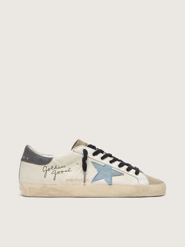 Super-Star en piel napa con estrella de ante azul claro y lengüeta del talón de piel gris