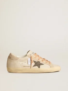 Super-Star LTD en piel con estrella de ante beige y tachuelas de Swarovski