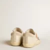 Super-Star LTD en piel con estrella de ante beige y tachuelas de Swarovski