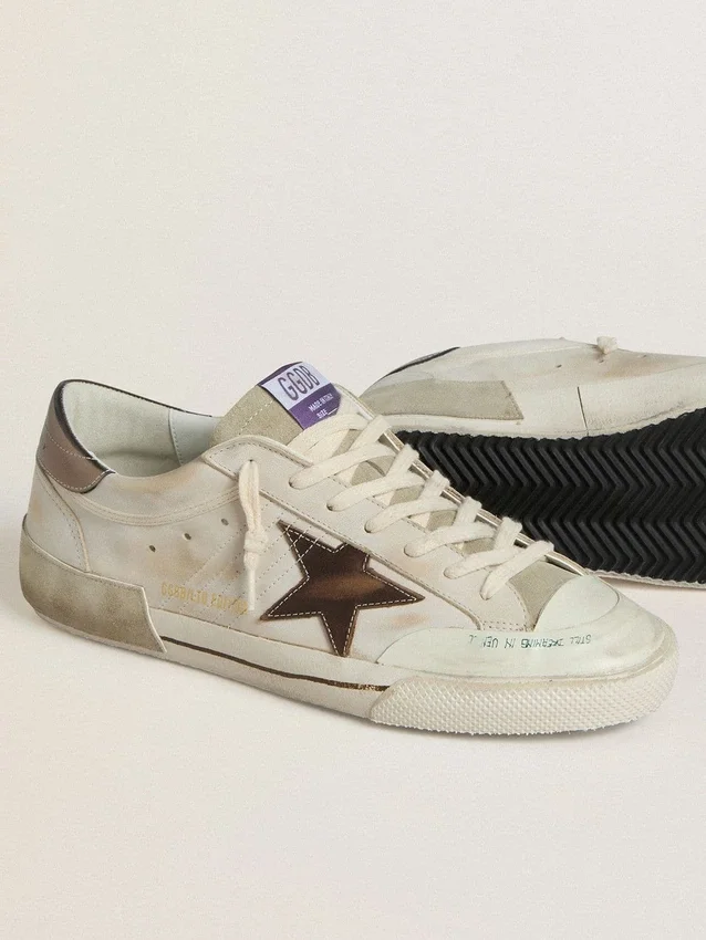 Super-Star LTD para hombre en ante con estrella de piel marrón y lengüeta trasera de piel metalizada